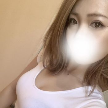 本日出勤してます🖤